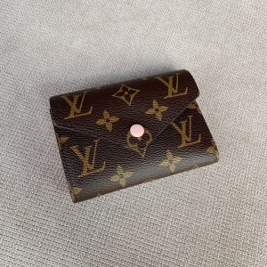 Wallets and small leather goods